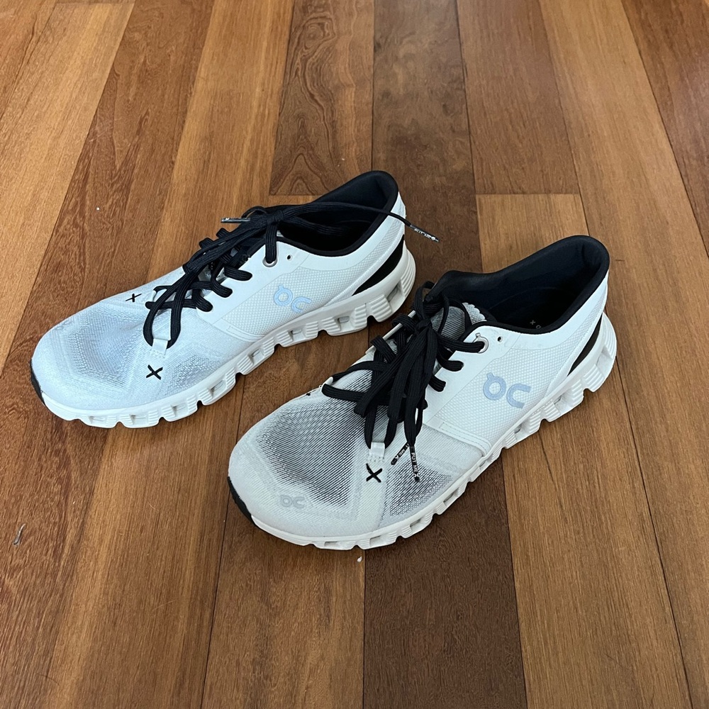 On Cloud X3 running shoes
